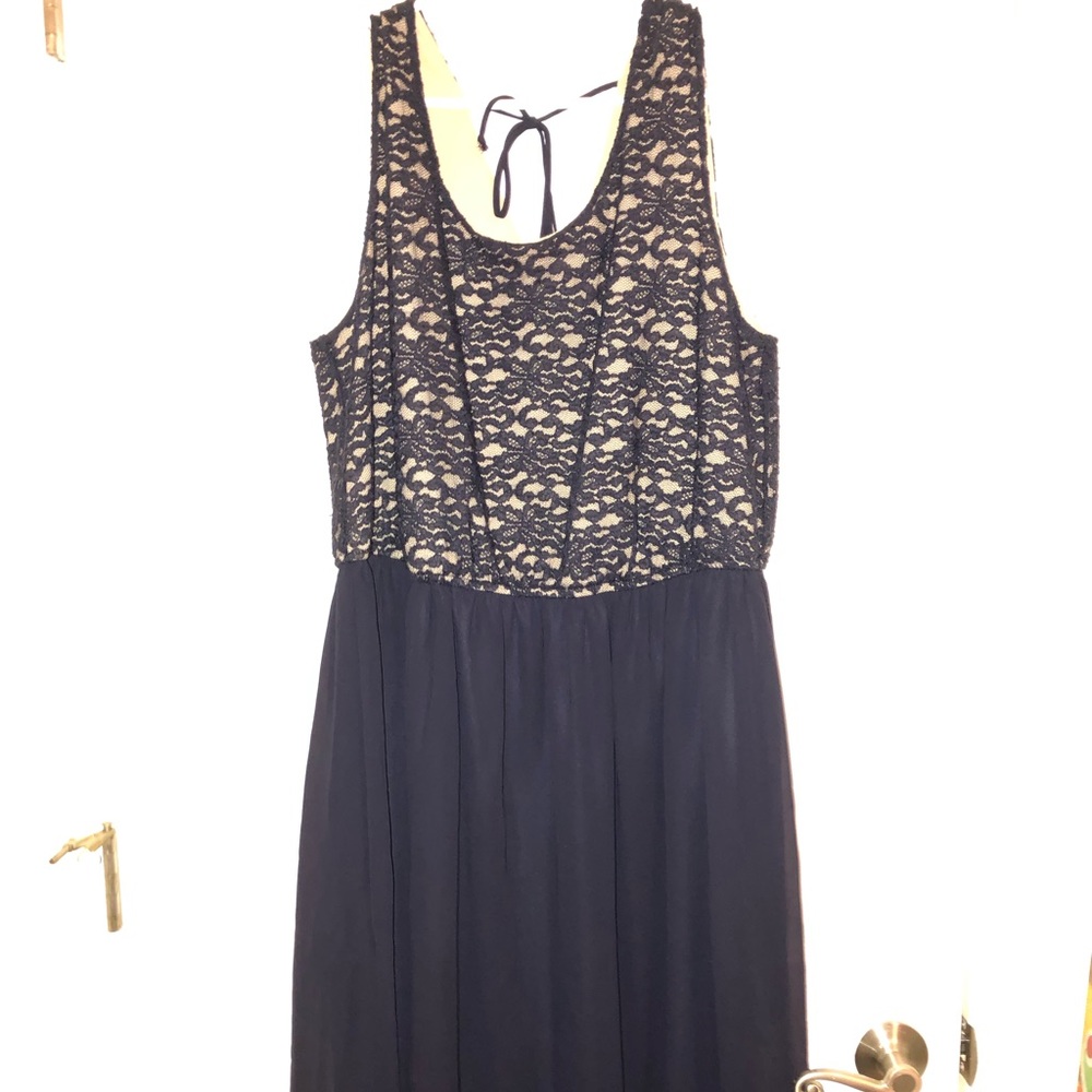 Lace high-low dress size 20